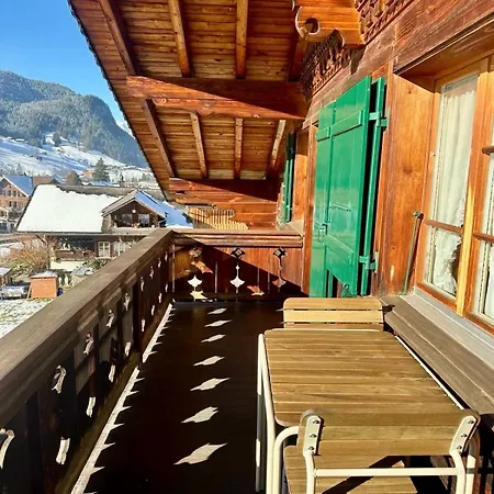 別荘 Swiss Peaks Haven With Unparalleled Views グスタード