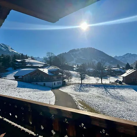 Swiss Peaks Haven With Unparalleled Views グスタード