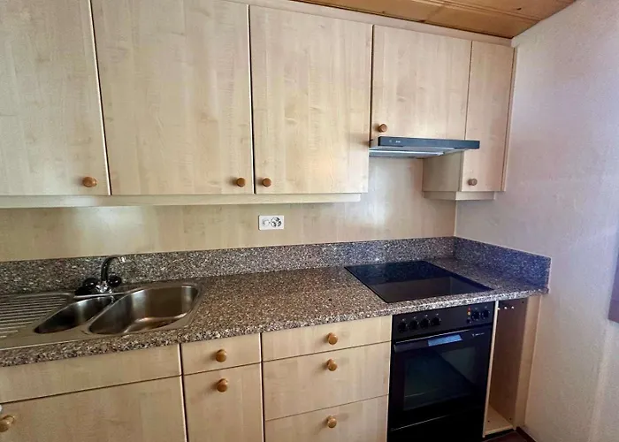 Swiss Peaks Haven With Unparalleled Views 別荘