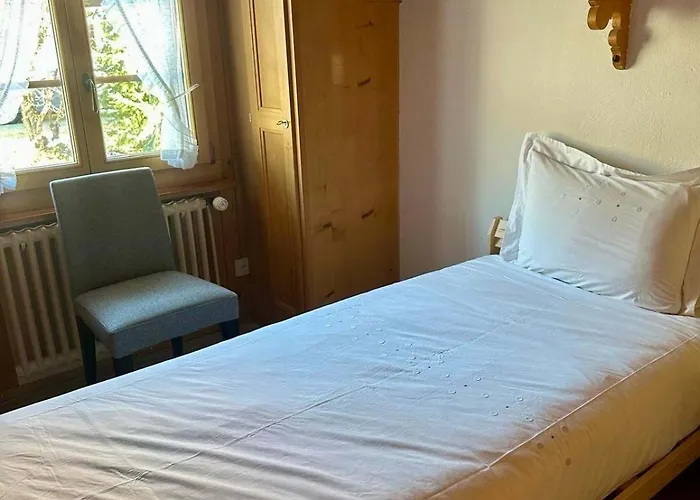 Swiss Peaks Haven With Unparalleled Views 別荘