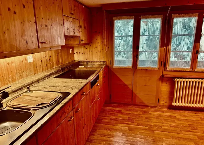 Swiss Peaks Haven With Unparalleled Views *