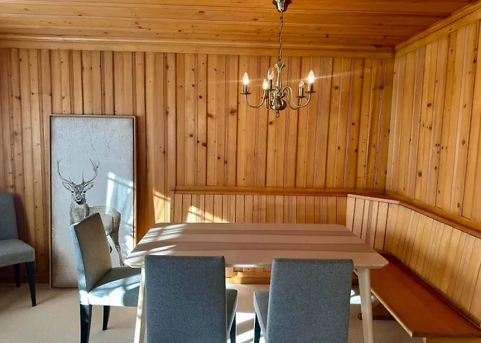 Swiss Peaks Haven With Unparalleled Views グスタード