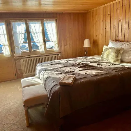 Swiss Peaks Haven With Unparalleled Views Hébergement de vacances Gstaad