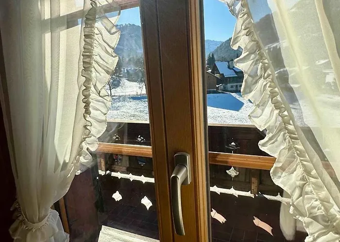 Swiss Peaks Haven With Unparalleled Views בית נופש